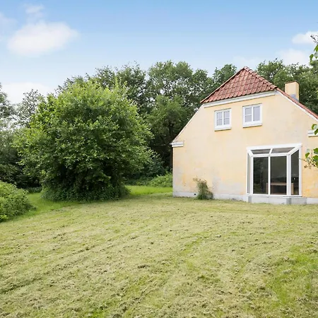 Holiday home Gorgeous In With Kitchen *